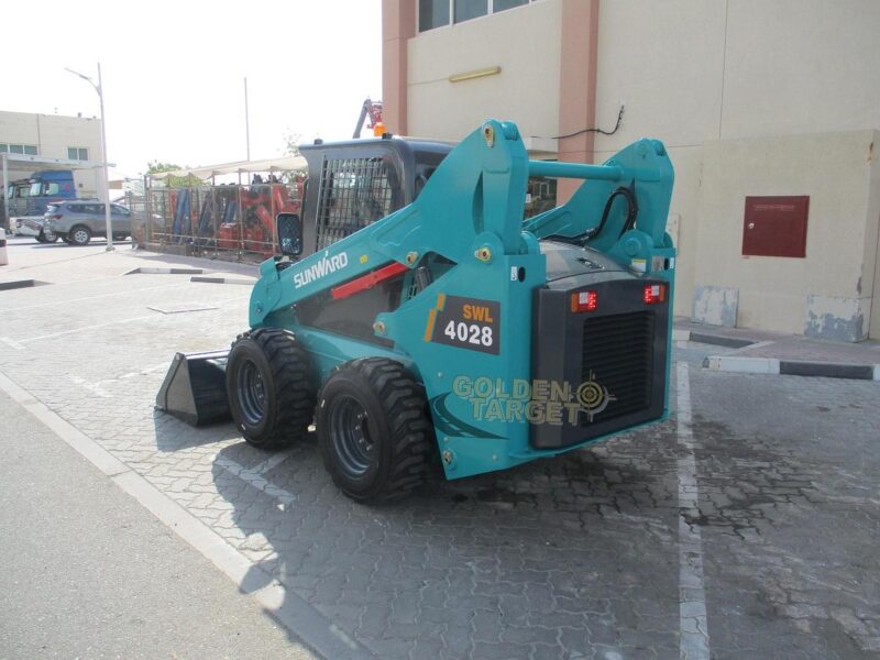 2025 SUNWARD SWL4028 Skid Steer Loader 4 Cylinders Engine Blue