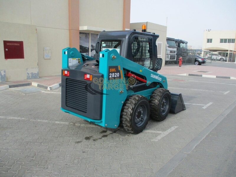 2026 SUNWARD SWL2820 Skid Steer 4 Cylinder Engine Blue