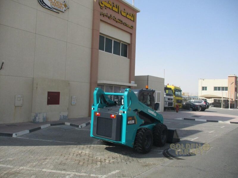 2026 SUNWARD SWL4028 Skid Steer Loader 4 Cylinders Engine Blue