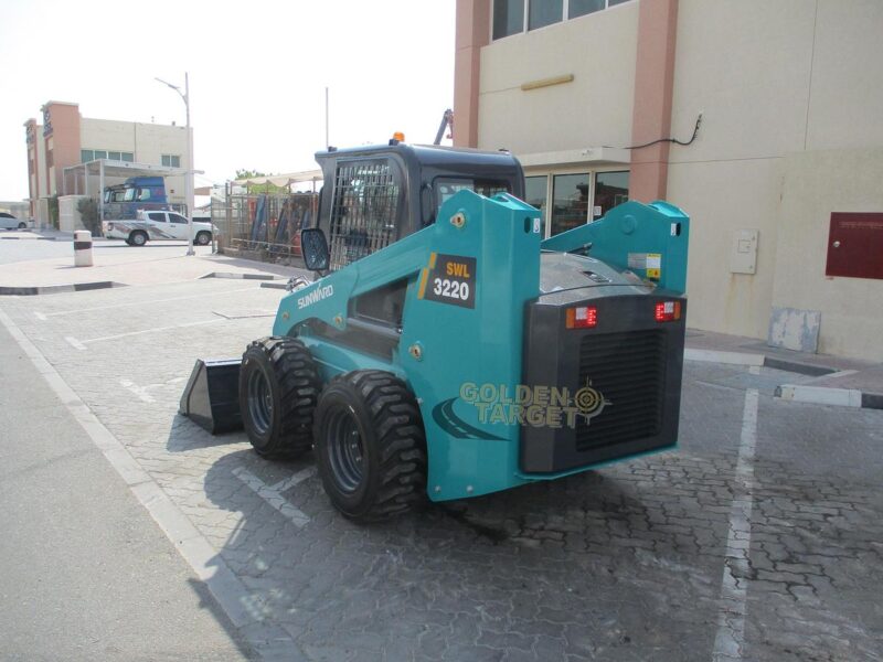 2025 SUNWARD SWL3220 Skid Steer Loader 4 Cylinders Engine Blue