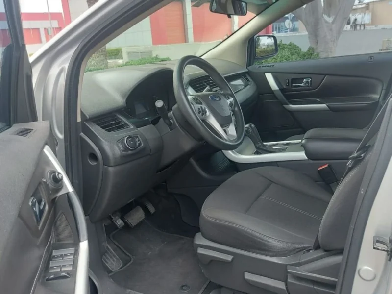 2014 Ford Edge SE 3.5 Litres V6 Petrol Engine Silver Black SUV GCC Specs Automatic Excellent Condition
