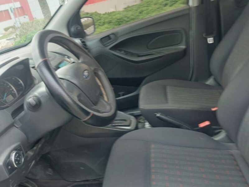 2019 Ford Figo Ambiente 1.5 Litres 4 Cylinders Petrol Engine White Black Hatchback GCC Specs