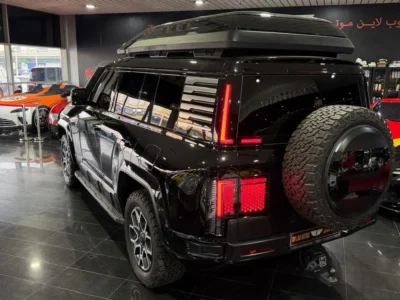 2025 YangWang U8 Off-Road Player Edition 4 Cylinders Plug-In Hybrid Engine Black Grey SUV