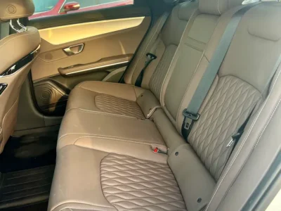 2025 BYD HAN Flagship Edition 4 Cylinders Plug-in Hybrid Engine Silver Brown Sedan GCC Specs