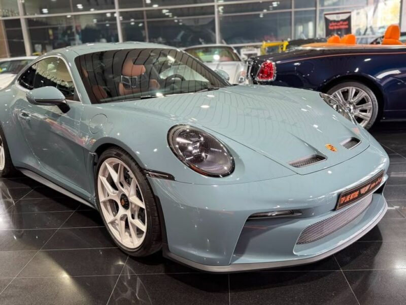 2024 Porsche 911 S/T HERITAGE DESIGN 4.0 Litres 6 Cylinders Petrol Engine Blue Brown Coupe Manual