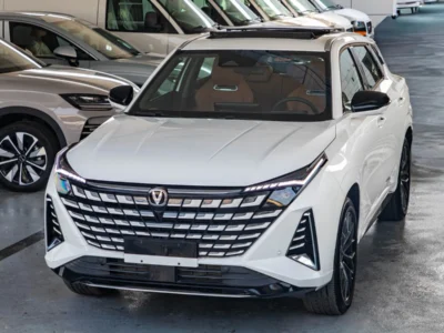 2026 Changan UNI‑Z 1.5 Litres Turbo 4 Cylinders Hybrid Engine White Brown SUV Chinese Specs