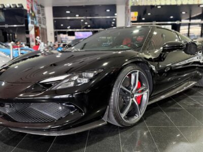 2023 Ferrari 296 GTB 3.0 Litres 6 Cylinders Plug-in Hybrid Engine Black Red Coupe GCC Specs