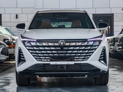 2026 Changan UNI‑Z 1.5 Litres Turbo 4 Cylinders Hybrid Engine White Brown SUV Chinese Specs