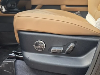 2025 BYD Leopard 5 ULTRA 1.5 Litres 4 Cylinders Plug-in Hybrid Engine Black Beige SUV GCC Specs