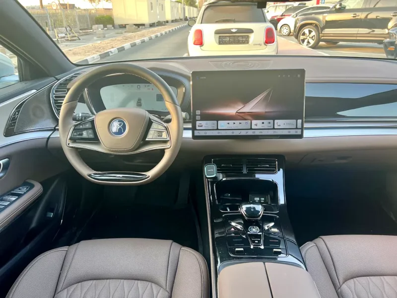2025 BYD HAN Flagship Edition 4 Cylinders Plug-in Hybrid Engine Silver Brown Sedan GCC Specs