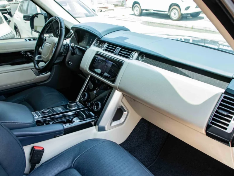 2018 Land Rover Range Rover VOGUE 3.0L V6 Supercharged Petrol Engine Blue SUV Canadian Specs