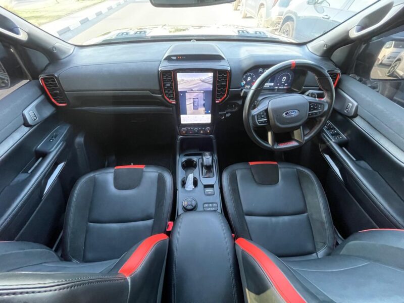 2024 Ford Ranger Raptor 3.0-liter twin-turbocharged EcoBoost V6 Engine Black Pickup Camping Truck