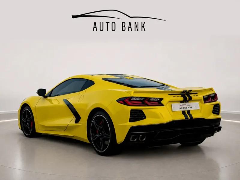 2022 Chevrolet Corvette Stingray 3LT 8 Cylinders Petrol Engine Yellow Red Sports Car GCC Specs