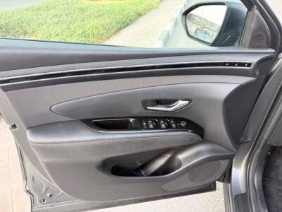 2023 HYUNDAI TUCSON ULTIMATE HYBRID 1.6 Liters V4 Turbo Petrol Engine Grey Black SUV US Specs