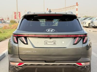 2023 HYUNDAI TUCSON ULTIMATE HYBRID 1.6 Liters V4 Turbo Petrol Engine Grey Black SUV US Specs