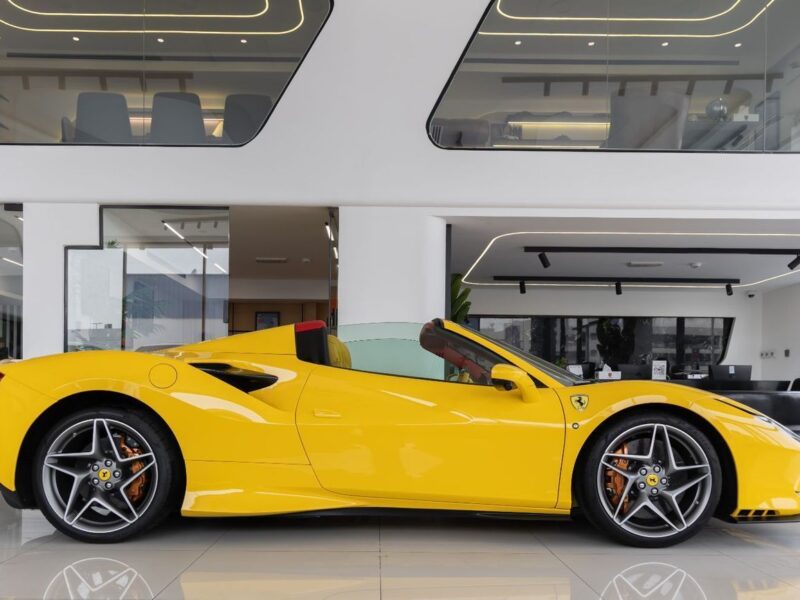 2022 Ferrari F8 Spider STANDARD 3.9 Litres V8 Petrol Engine Fully Carbon Pristine Carbon Steering