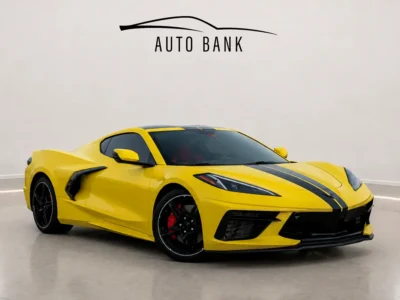 2022 Chevrolet Corvette Stingray 3LT 8 Cylinders Petrol Engine Yellow Red Sports Car GCC Specs