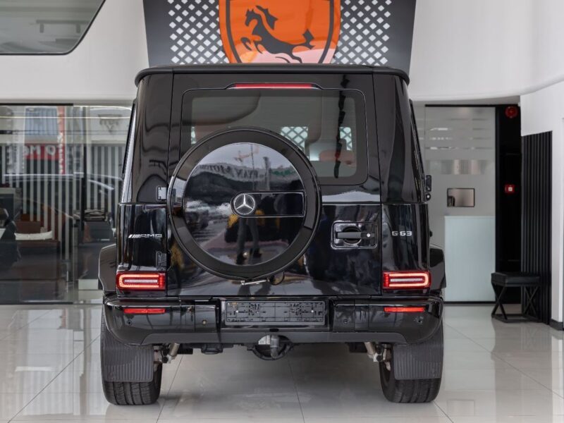 2020 Mercedes-Benz G 63 AMG 4.0L V8 Turbo Petrol Engine Black Red SUV GCC Specs Night package