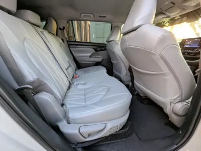 2020 Toyota Highlander Limited 6 Cylinders Hybrid Engine White Beige Premium Family SUV GCC Specs