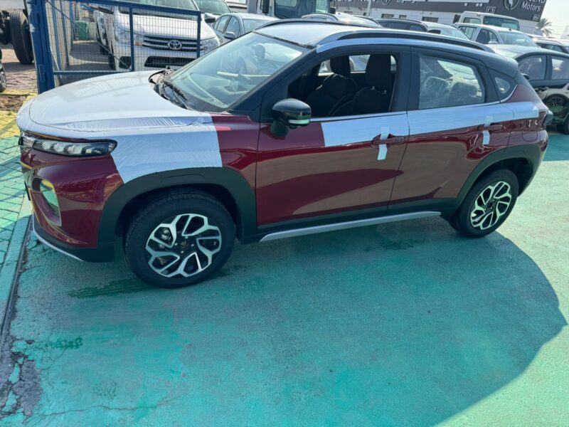 2024 Suzuki Fronx 1.5 Litres 4-Cylinder Hybrid Engine Red Black SUV GCC Specs Automatic