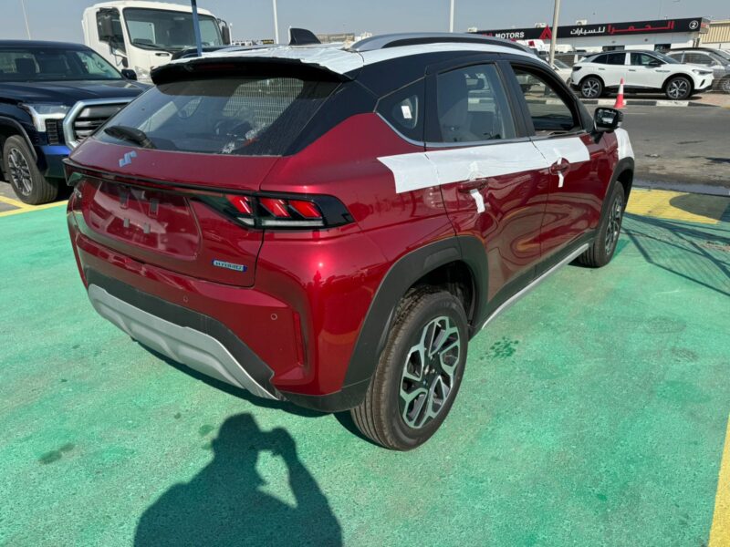 2024 Suzuki Fronx 1.5 Litres 4-Cylinder Hybrid Engine Red Black SUV GCC Specs Automatic