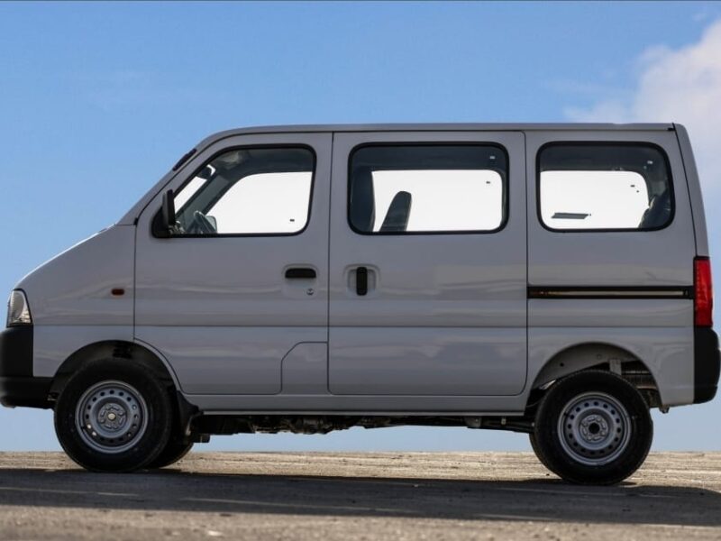 2024 Suzuki EECO 1.2L 4-cylinder Petrol Engine White Black Beige Van Manual FWD GCC Specs