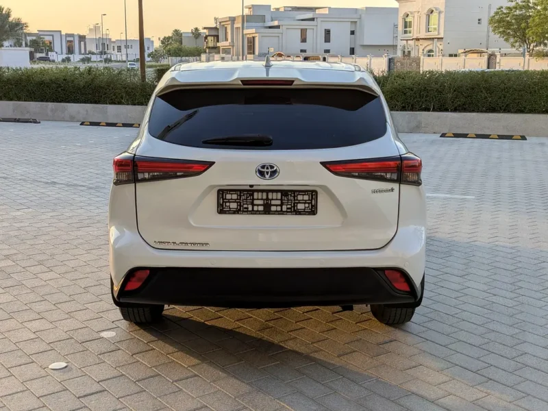 2020 Toyota Highlander Limited 6 Cylinders Hybrid Engine White Beige Premium Family SUV GCC Specs