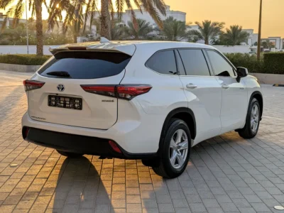 2020 Toyota Highlander Limited 6 Cylinders Hybrid Engine White Beige Premium Family SUV GCC Specs