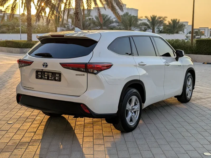 2020 Toyota Highlander Limited 6 Cylinders Hybrid Engine White Beige Premium Family SUV GCC Specs
