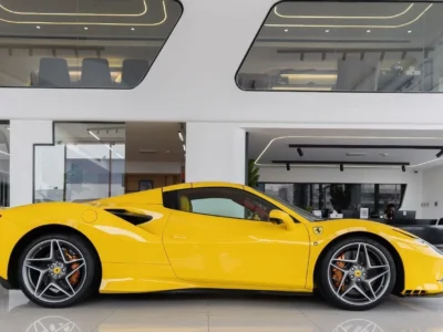 2022 Ferrari F8 Spider STANDARD 3.9 Litres V8 Petrol Engine Fully Carbon Pristine Carbon Steering