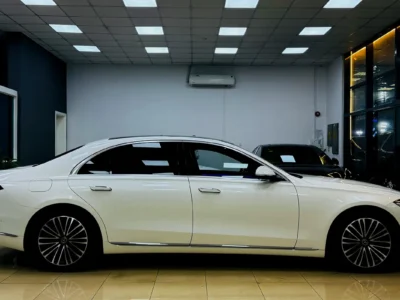 2021 Mercedes-Benz S-Class S 500 L 4MATIC 3.0 Litres Inline-6 Turbo Petrol Engine White Black Sedan