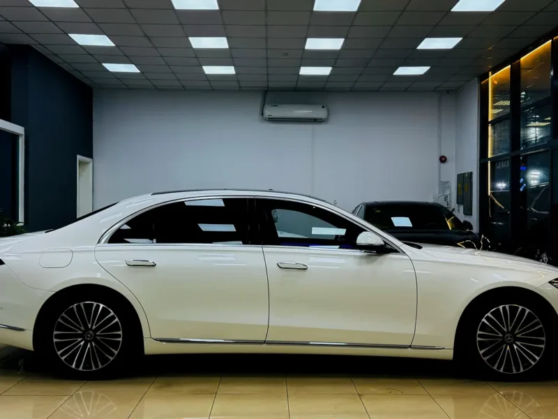 2021 Mercedes-Benz S-Class S 500 L 4MATIC 3.0 Litres Inline-6 Turbo Petrol Engine White Black Sedan