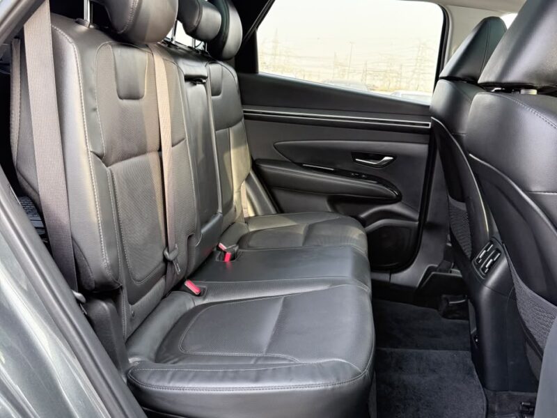 2023 HYUNDAI TUCSON ULTIMATE HYBRID 1.6 Liters V4 Turbo Petrol Engine Grey Black SUV US Specs