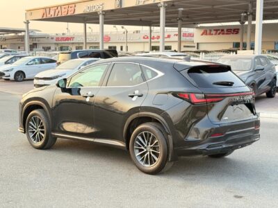 2025 LEXUS NX 350 2.4 Litres V4 Turbo Petrol Engine Black Red SUV American Specs Automatic