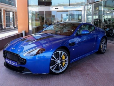2015 Aston Martin Vantage 6.0 Litres 12 Cylinders Petrol Engine Blue White Coupe GCC Specs