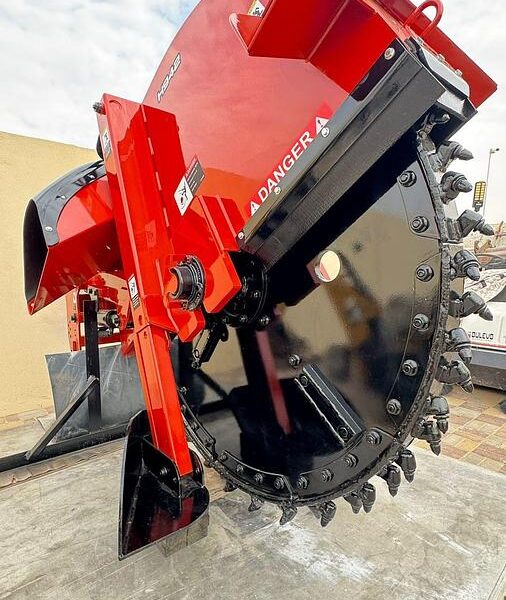 2007 Ditch Witch H942 Rock Trencher 2600 kg