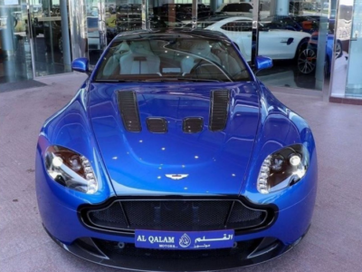 2015 Aston Martin Vantage 6.0 Litres 12 Cylinders Petrol Engine Blue White Coupe GCC Specs