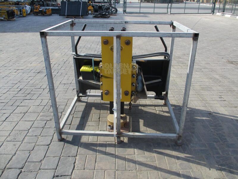 2025 Lyals LY680 Pin Post Driver Fits 4–6-ton Skid Steer