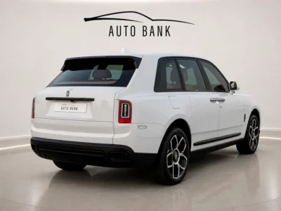 2023 Rolls-Royce Cullinan Silver Badge 12 Cylinders Petrol Engine White Tan SUV GCC Specs