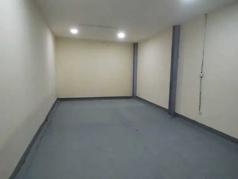 770 sqft CLEAN STORAGE UNIT SUITABLE FOR STORAGE NEEDS WITH RELIABLE ACCESS