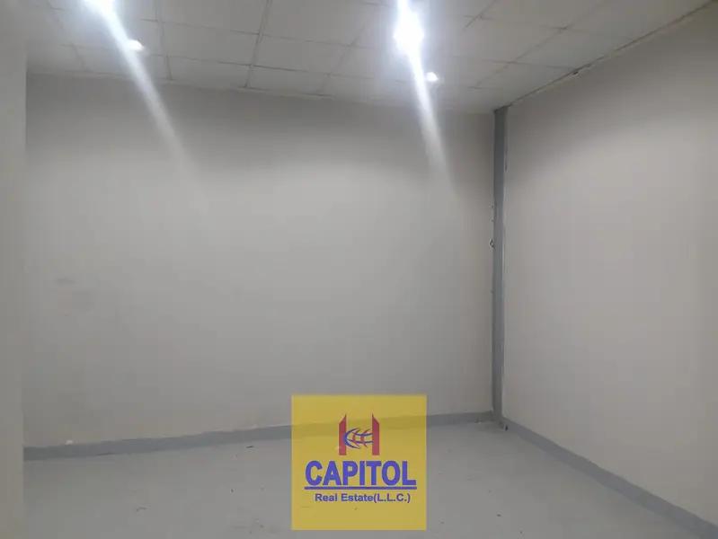 250 sqft BEST STORAGE WAREHOUSE AT UNBEATABLE PRICES - HURRY!