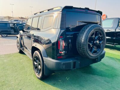 2024 Jetour T2 LUX 2.0 Litres 4 Cylinders Petrol Engine Black SUV Chinese Specs
