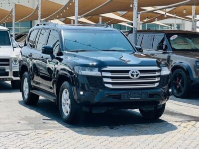 2024 Toyota Land Cruiser GXR 4.0 Litres 6 Cylinders Petrol Engine Black Grey SUV GCC Specs