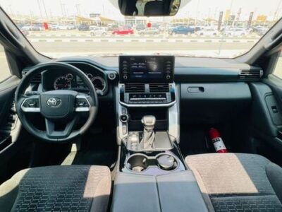 2024 Toyota Land Cruiser GXR 4.0 Litres 6 Cylinders Petrol Engine Black Grey SUV GCC Specs