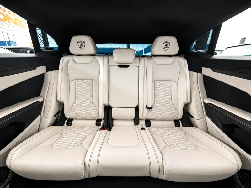 2022 Lamborghini Urus Standard 4.0 Litres V8 Twin-Turbo Petrol Engine Black White SUV