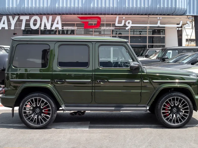 2025 Mercedes-Benz G-Class G 63 AMG 4.0 Litres V8 Biturbo Engine Green Black SUV Automatic