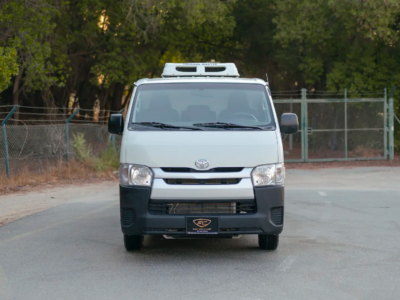 2022 Toyota Hiace GL Standard Roof 2.7 Litres 4 Cylinders Petrol Engine White Grey Van Manual