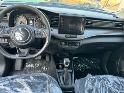 2024 Suzuki Ertiga 1.5 Litres 4-cylinder Petrol Engine Blue Black SUV GCC Specs