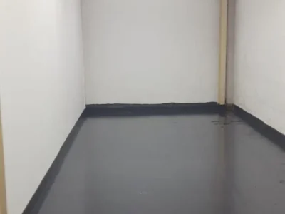 420 sqft MINIMALIST AND RELIABLE STORAGE SPACE IN A PRIME INDUSTRIAL LOCATION