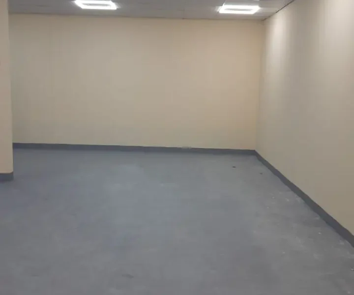 521 sqft BUDGET WAREHOUSE UNIT SUITABLE FOR SIMPLE STORAGE SOLUTIONS